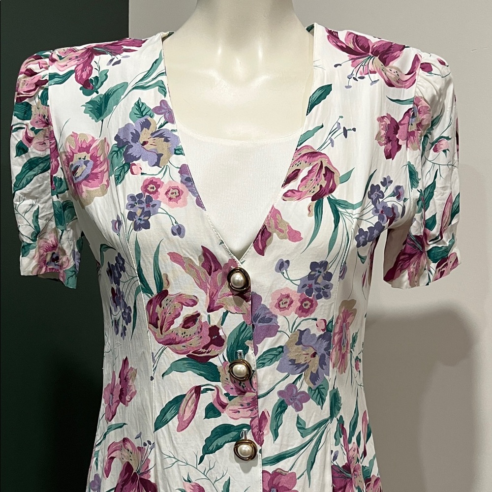 The 90s dress of your dreams